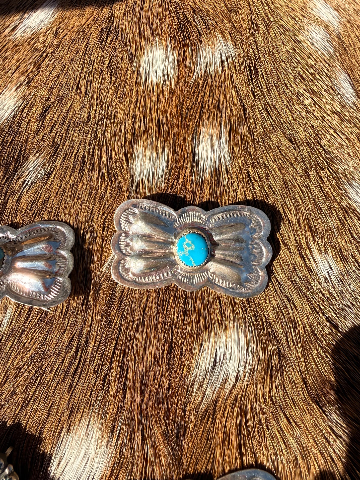 “Bow tie” or “Butterfly” pin