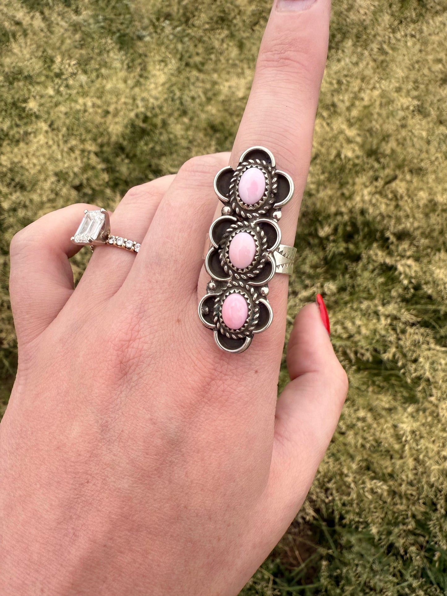 Adjustable Pink Conch Ring