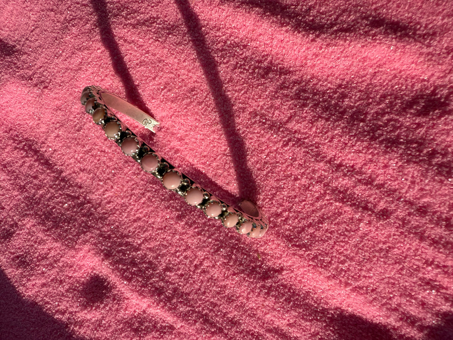 Pinch Conch Bangle