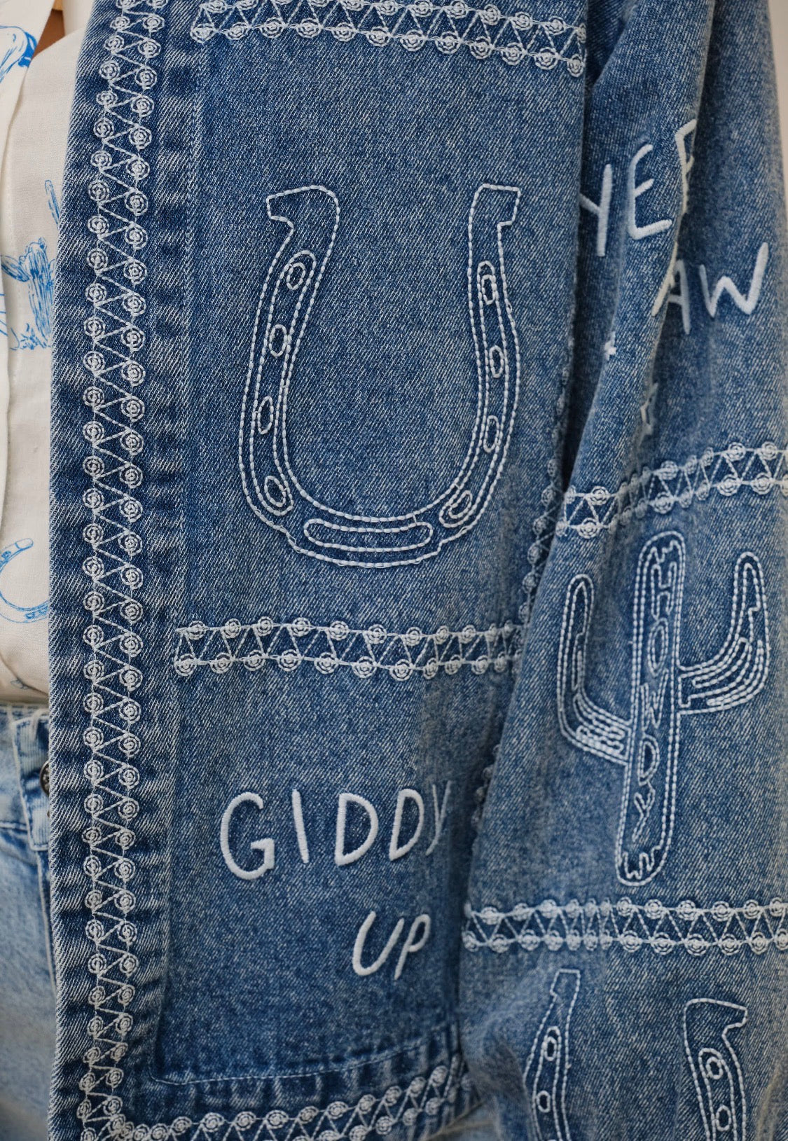 Western Embroidery Puff Denim Jacket