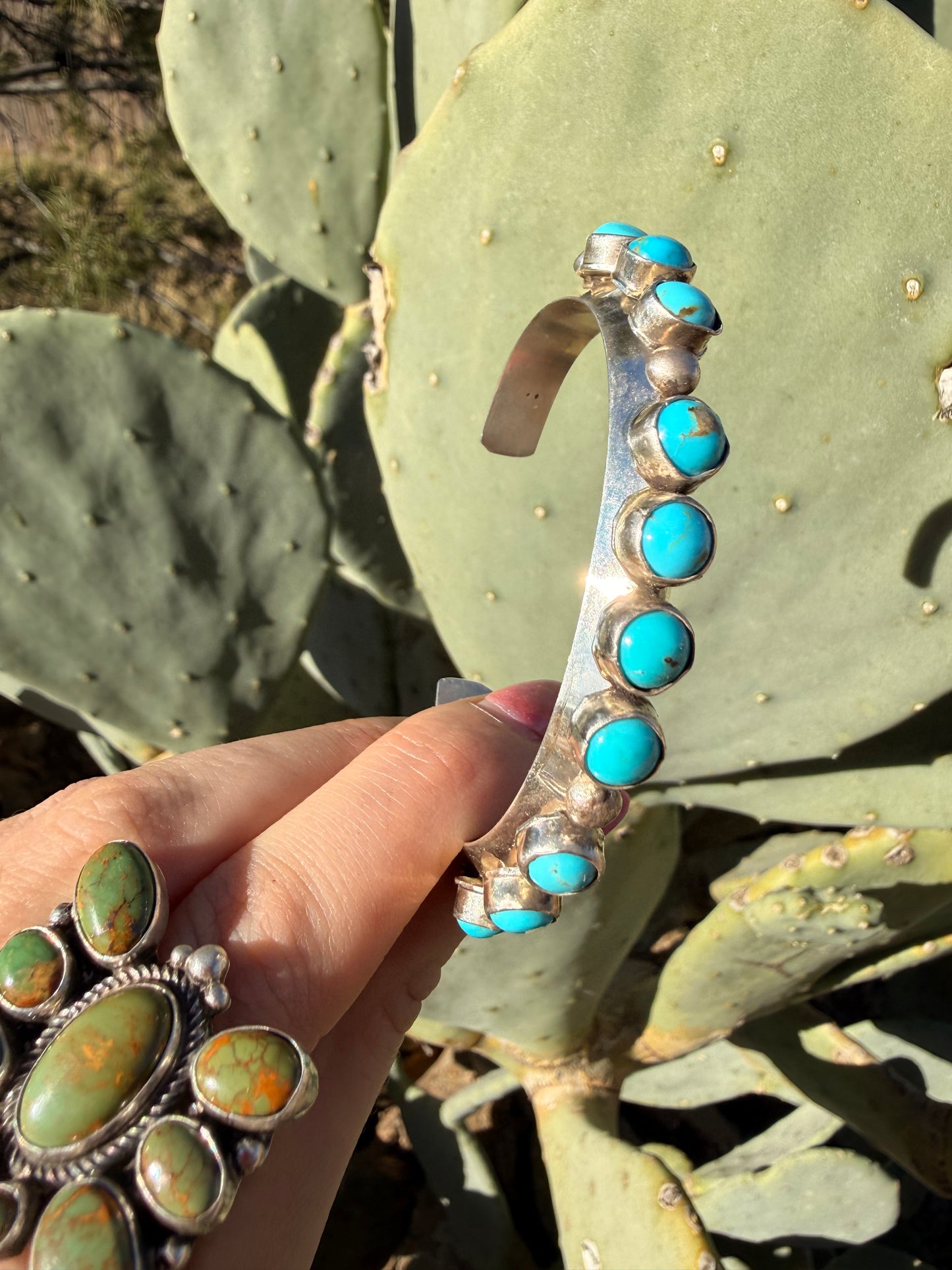 Joelias Draper Cuff