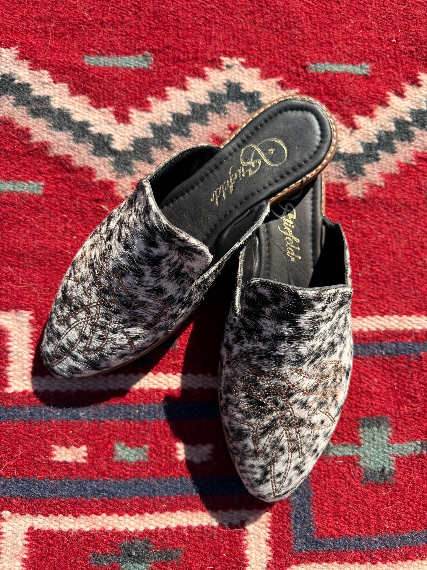 Size 9 Cowhide Mule