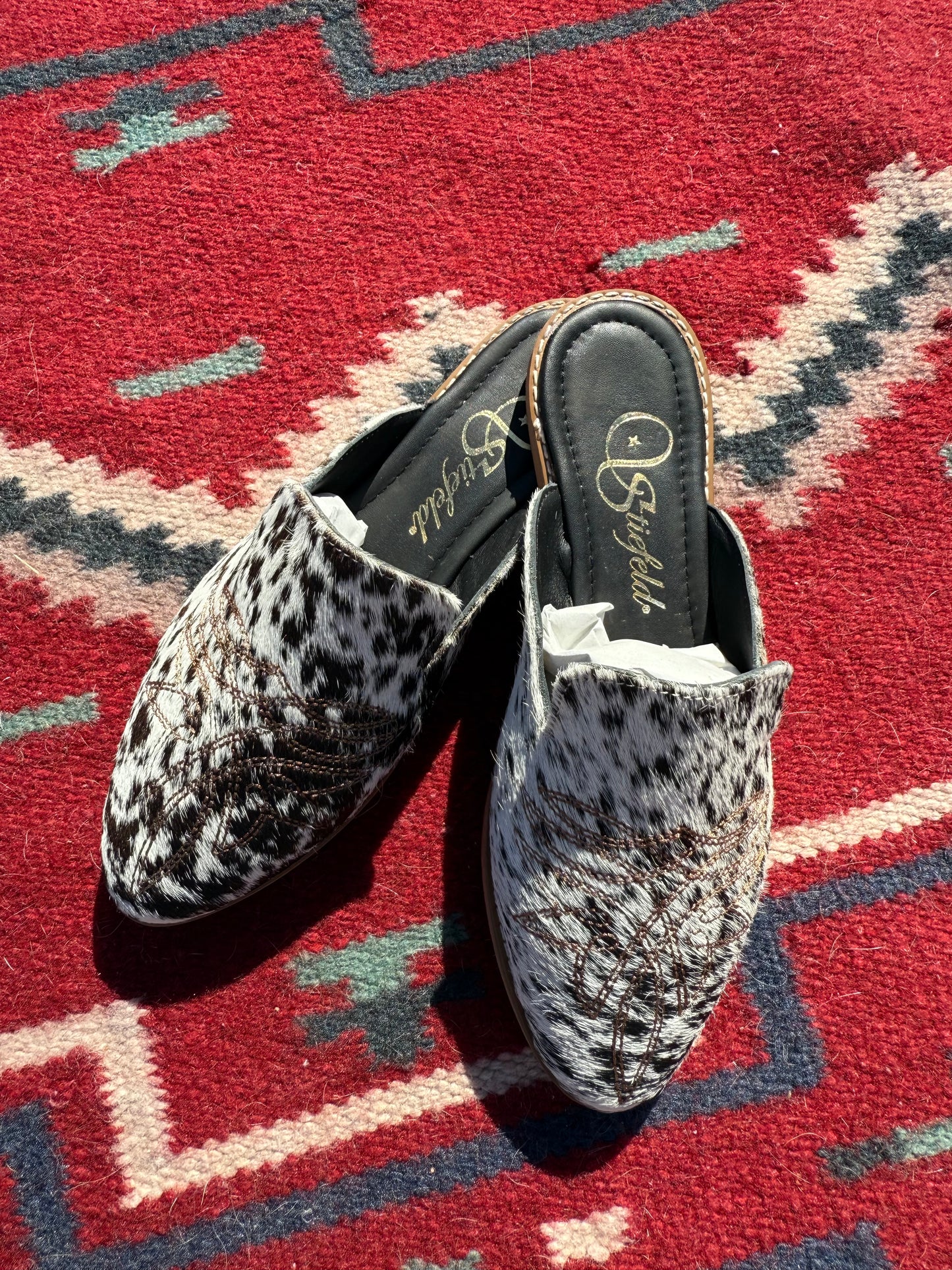 Size 7 Cowhide mule