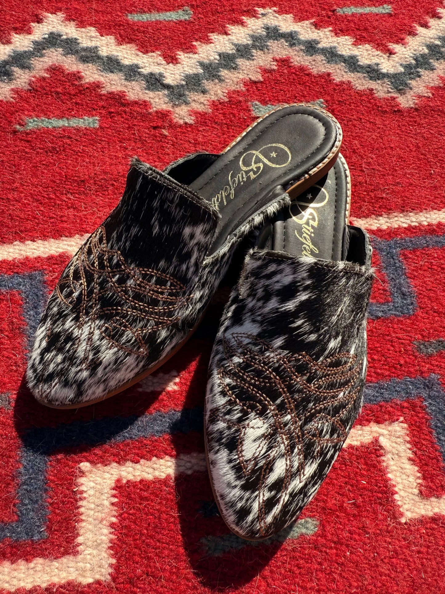 Size 7 Cowhide Mule