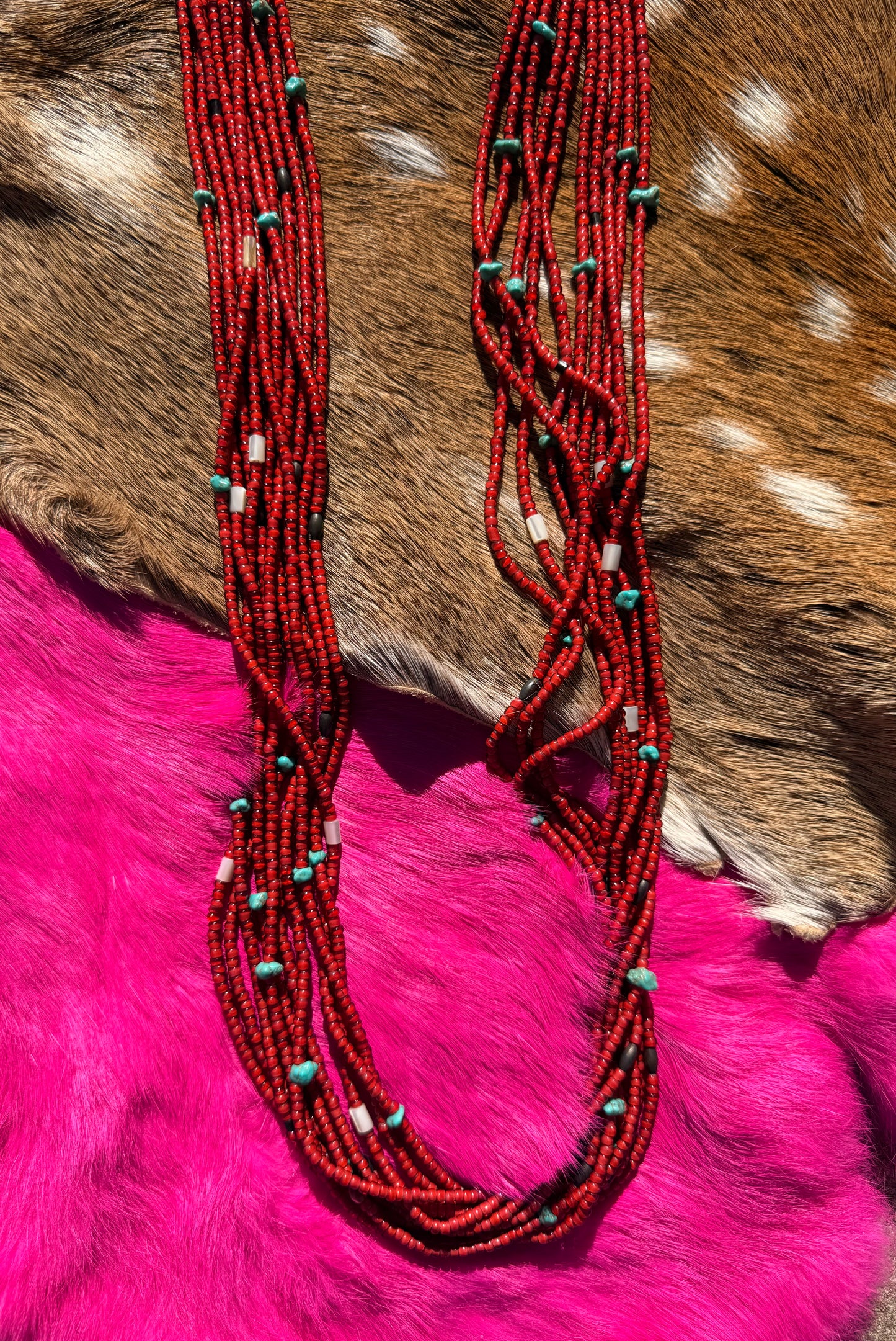 Glass beaded & shell necklace