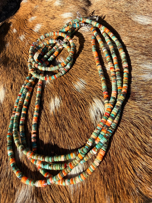 Beaded necklace 18in