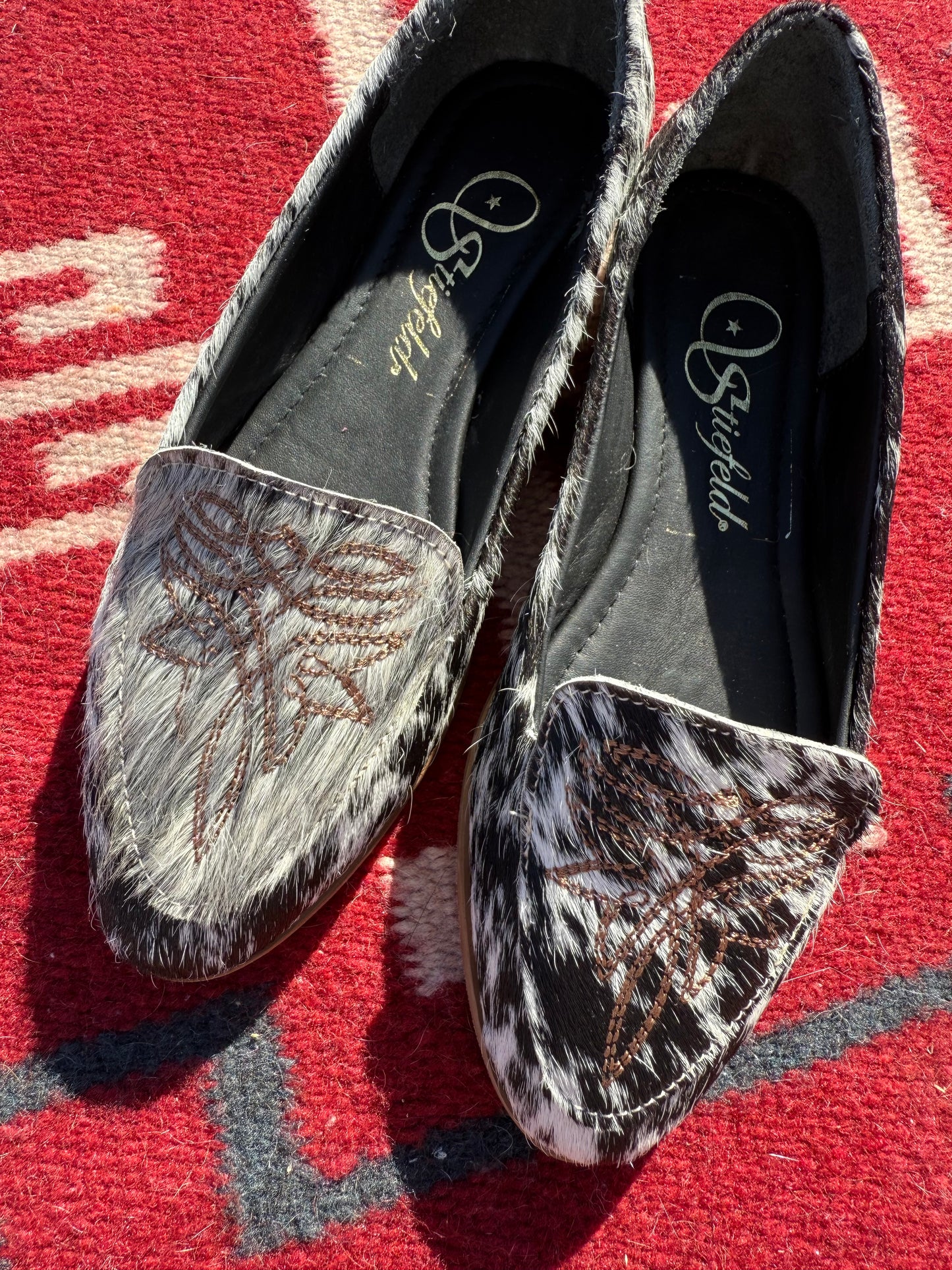 Size 6 cowhide Mary Jane