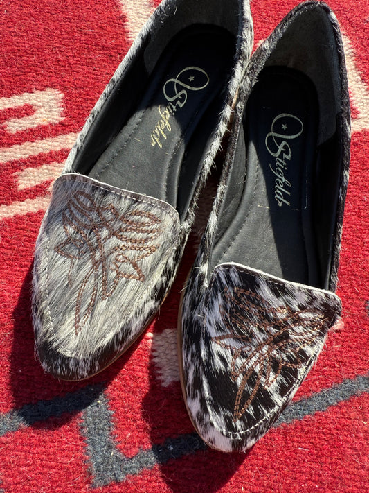 Size 6 cowhide Mary Jane