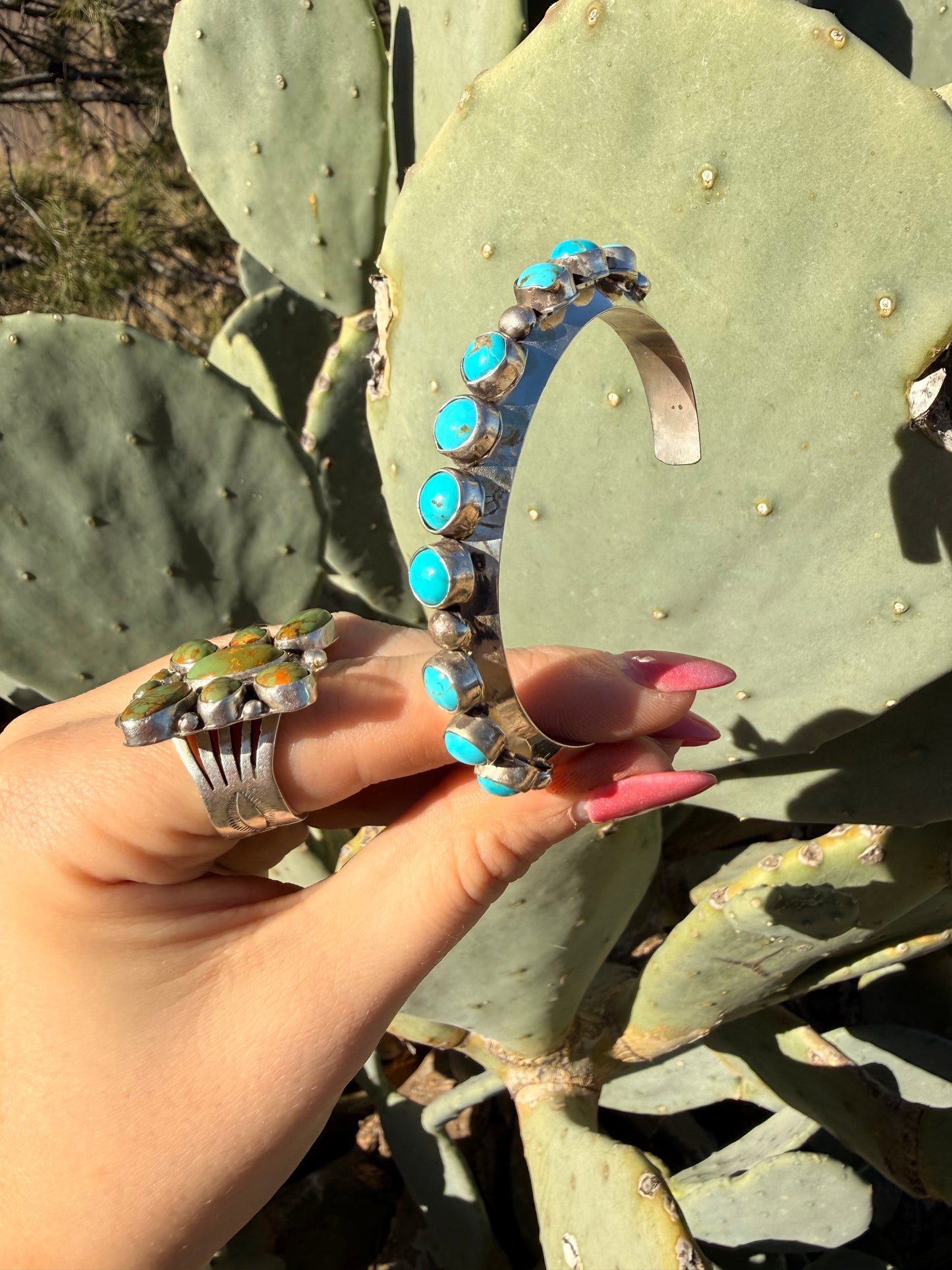 Joelias Draper Cuff