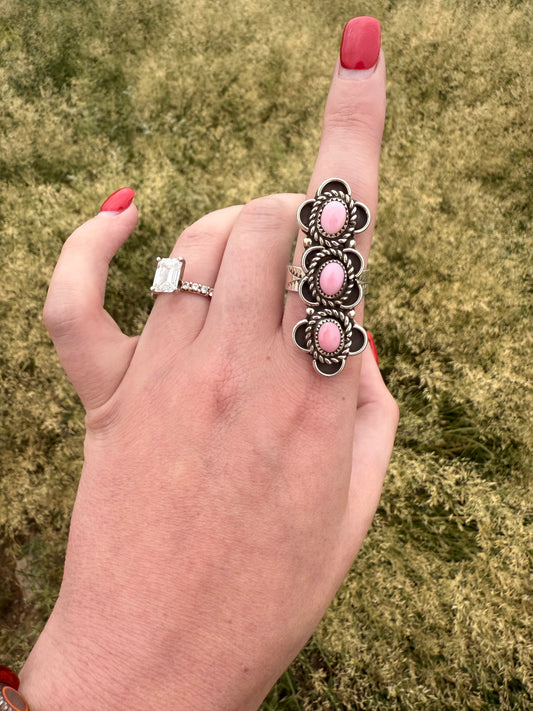 Adjustable Long Pink Conch Ring
