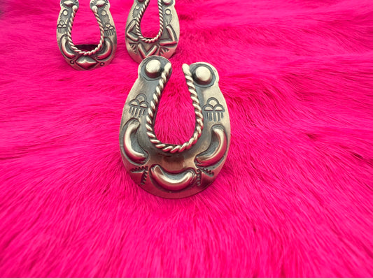 Adjustable Horse Shoe Ring