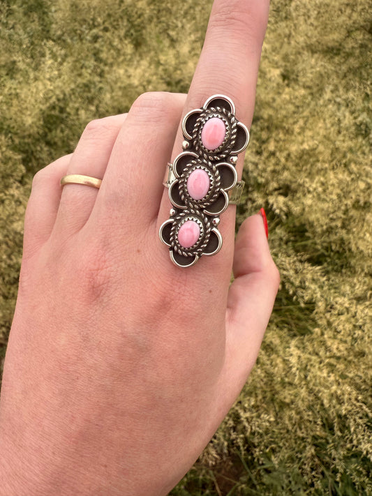 Adjustable Long Pink Conch Ring