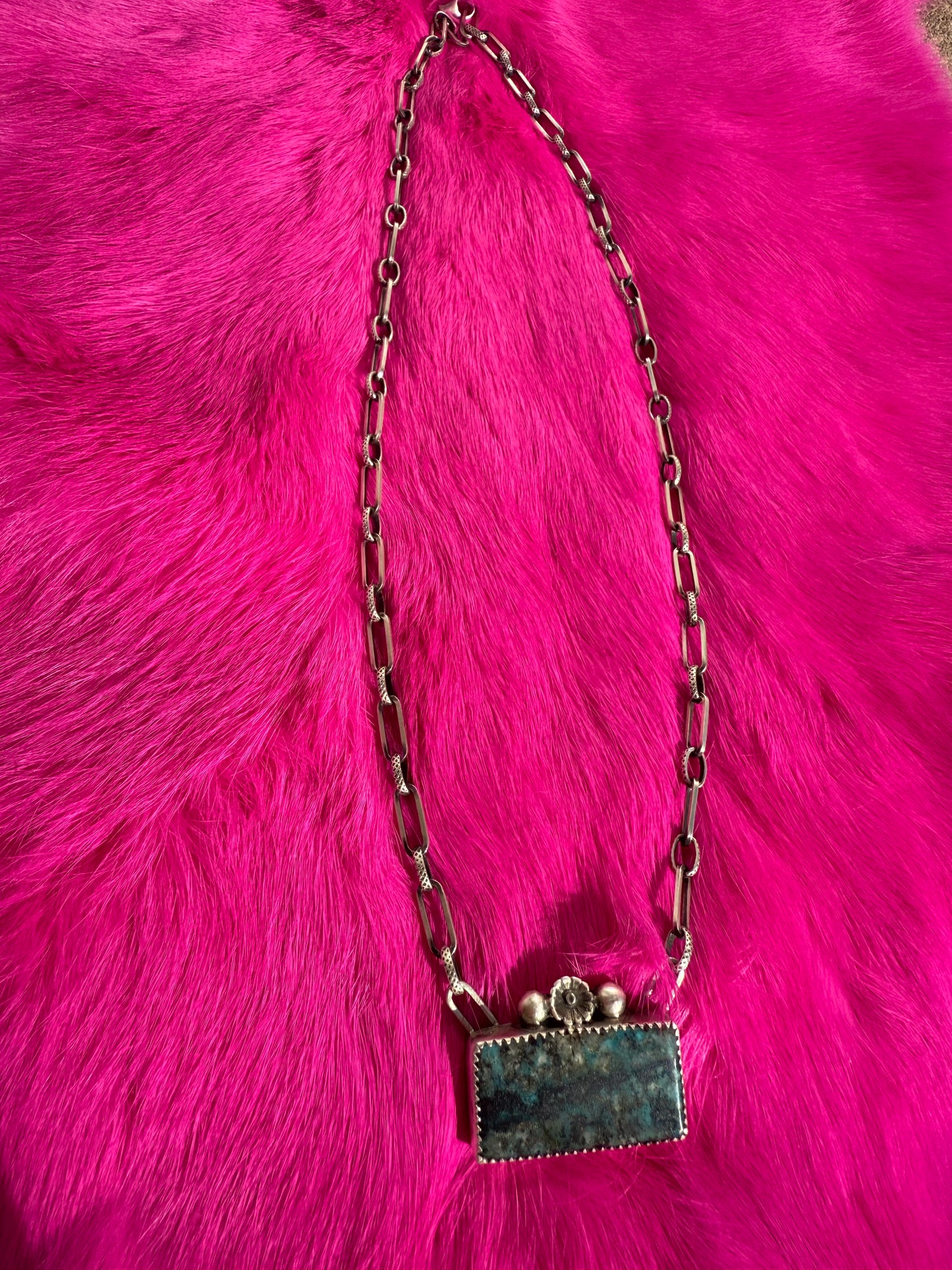 Kingmen bar Necklace